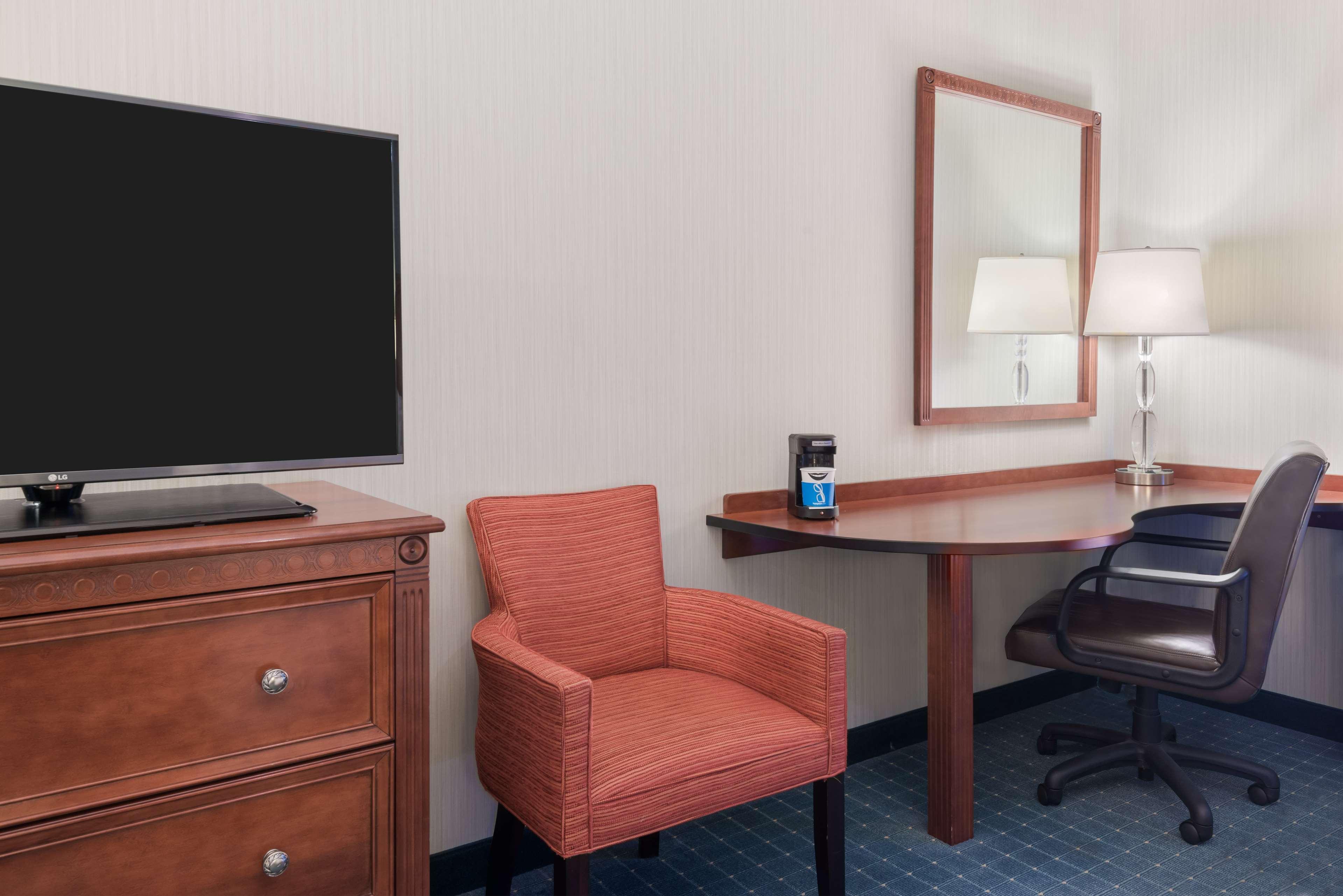 Hampton Inn And Suites Hartford/Farmington Buitenkant foto