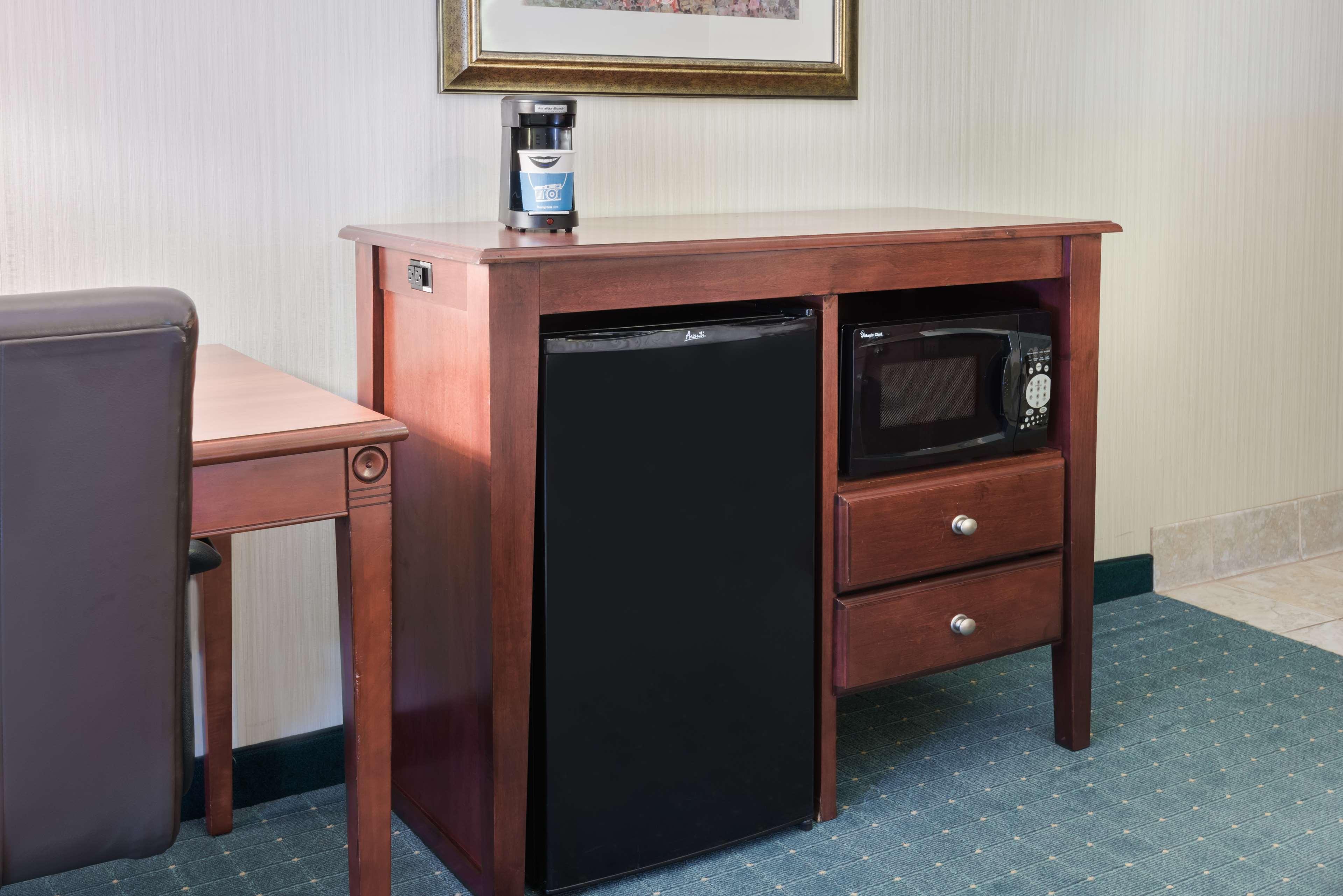Hampton Inn And Suites Hartford/Farmington Buitenkant foto