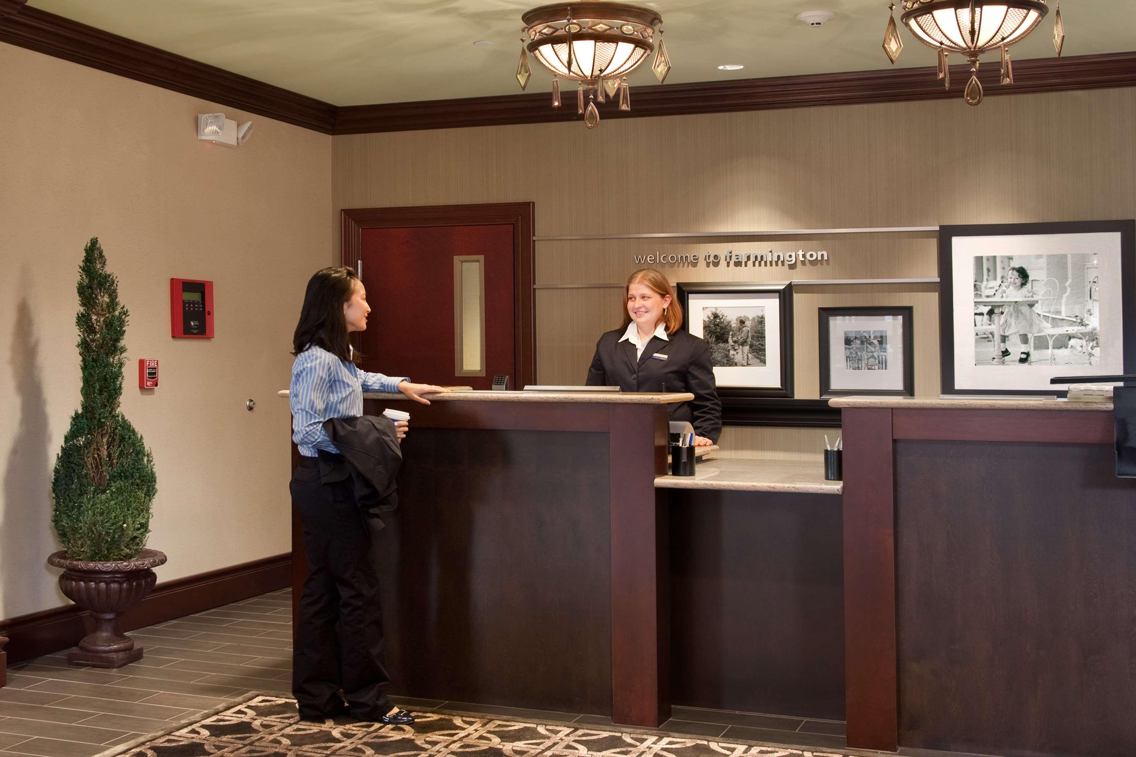Hampton Inn And Suites Hartford/Farmington Buitenkant foto