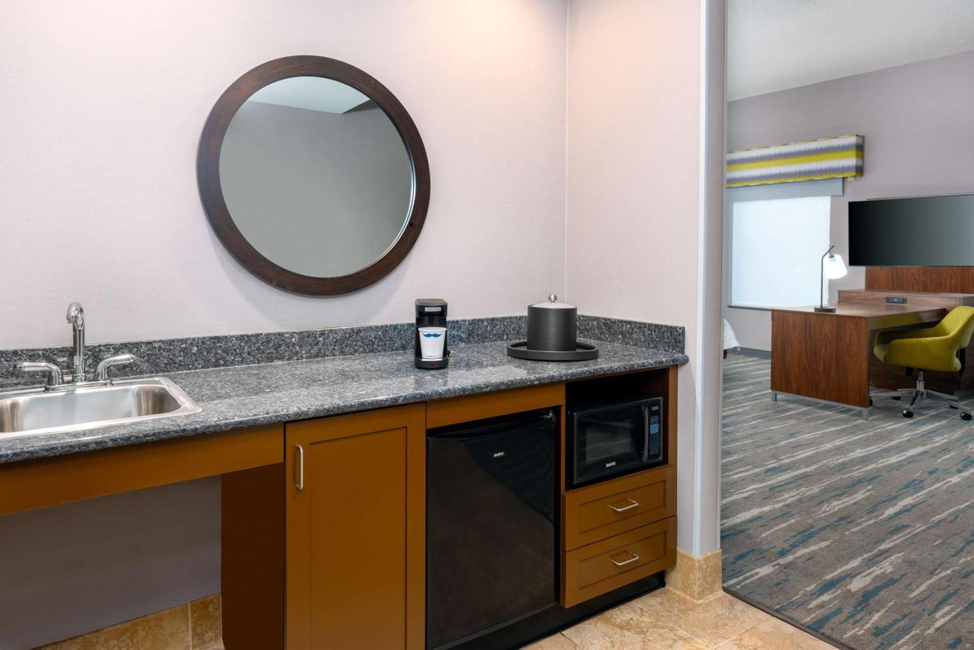Hampton Inn And Suites Hartford/Farmington Buitenkant foto