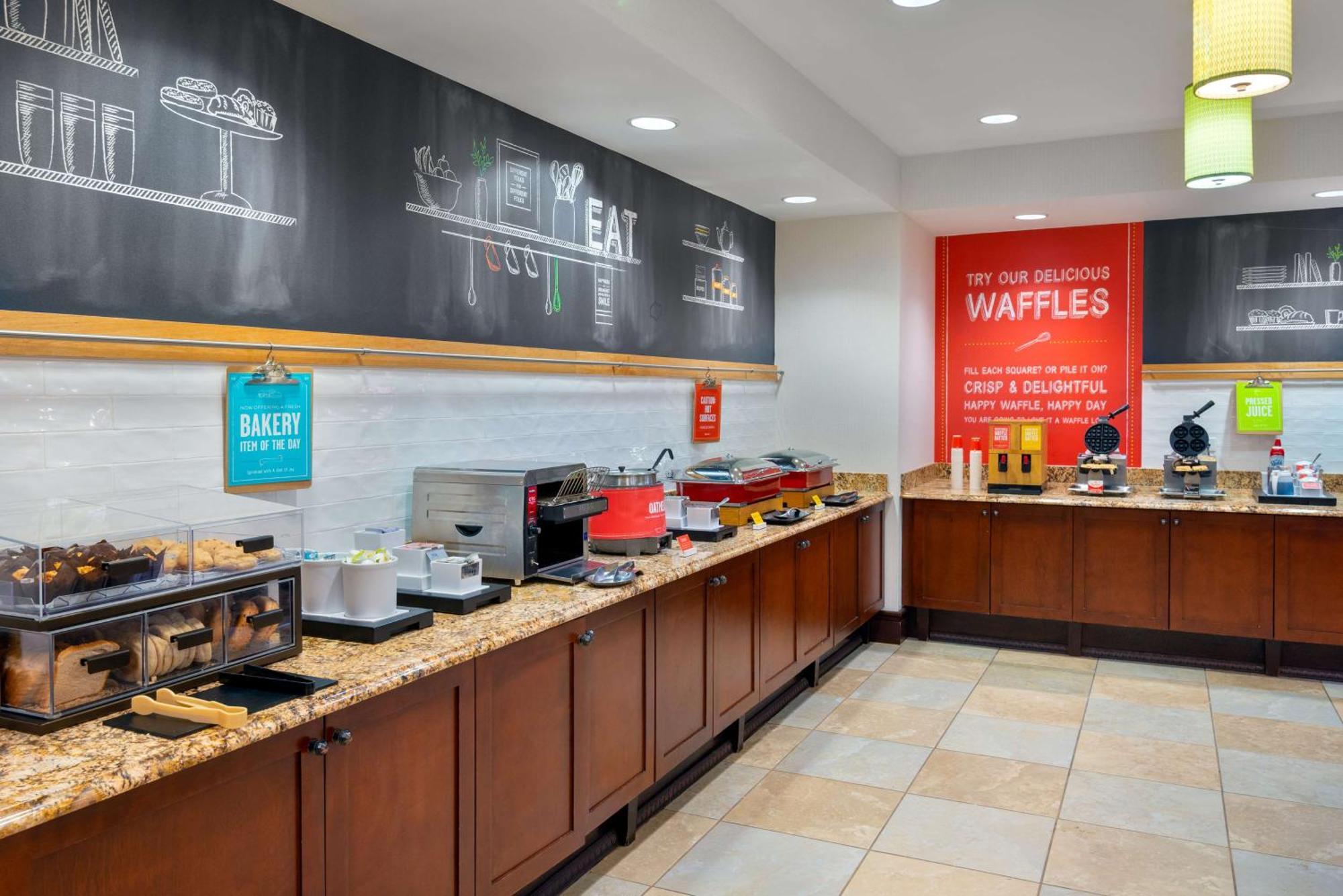 Hampton Inn And Suites Hartford/Farmington Buitenkant foto